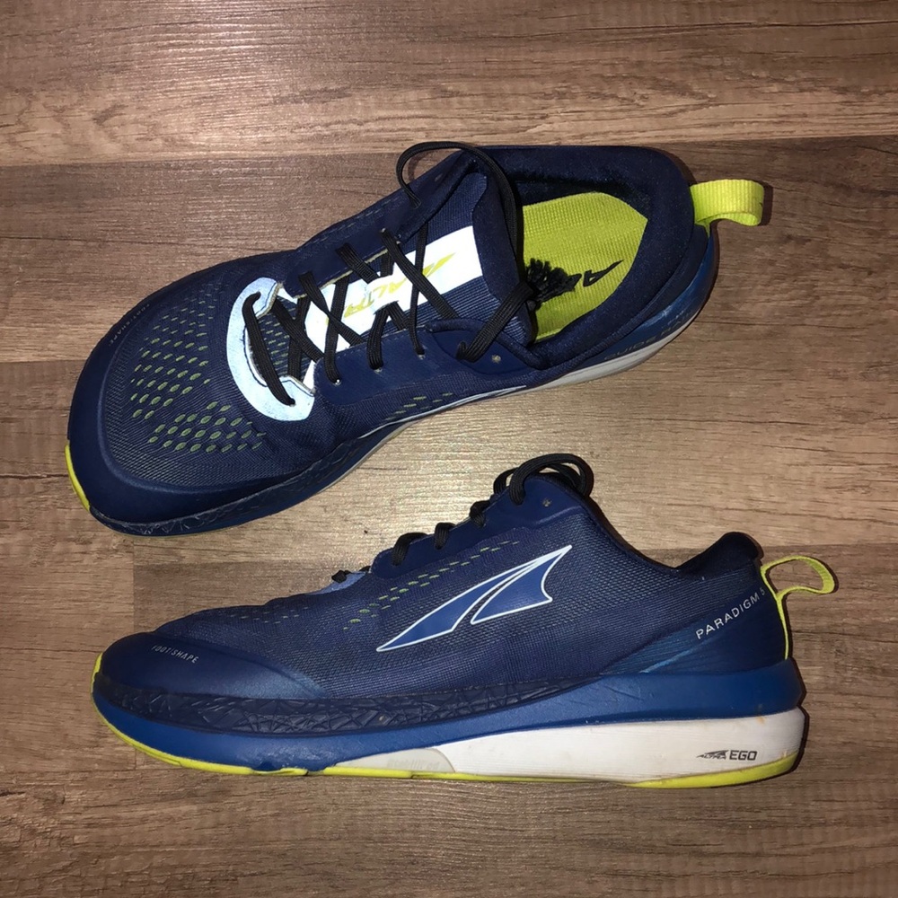 Altra Paradigm 5 running shoes